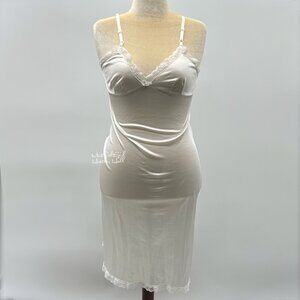 Vintage Leggs Nylon Full Slip Dress w/ Lace Trim & Adjustable Straps Size 34